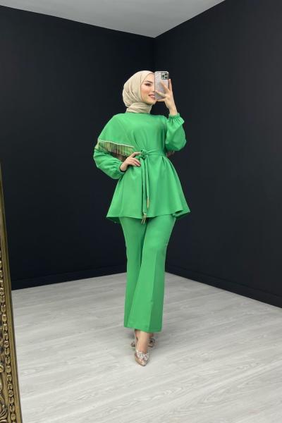 Püsküllü Takım Yeşil